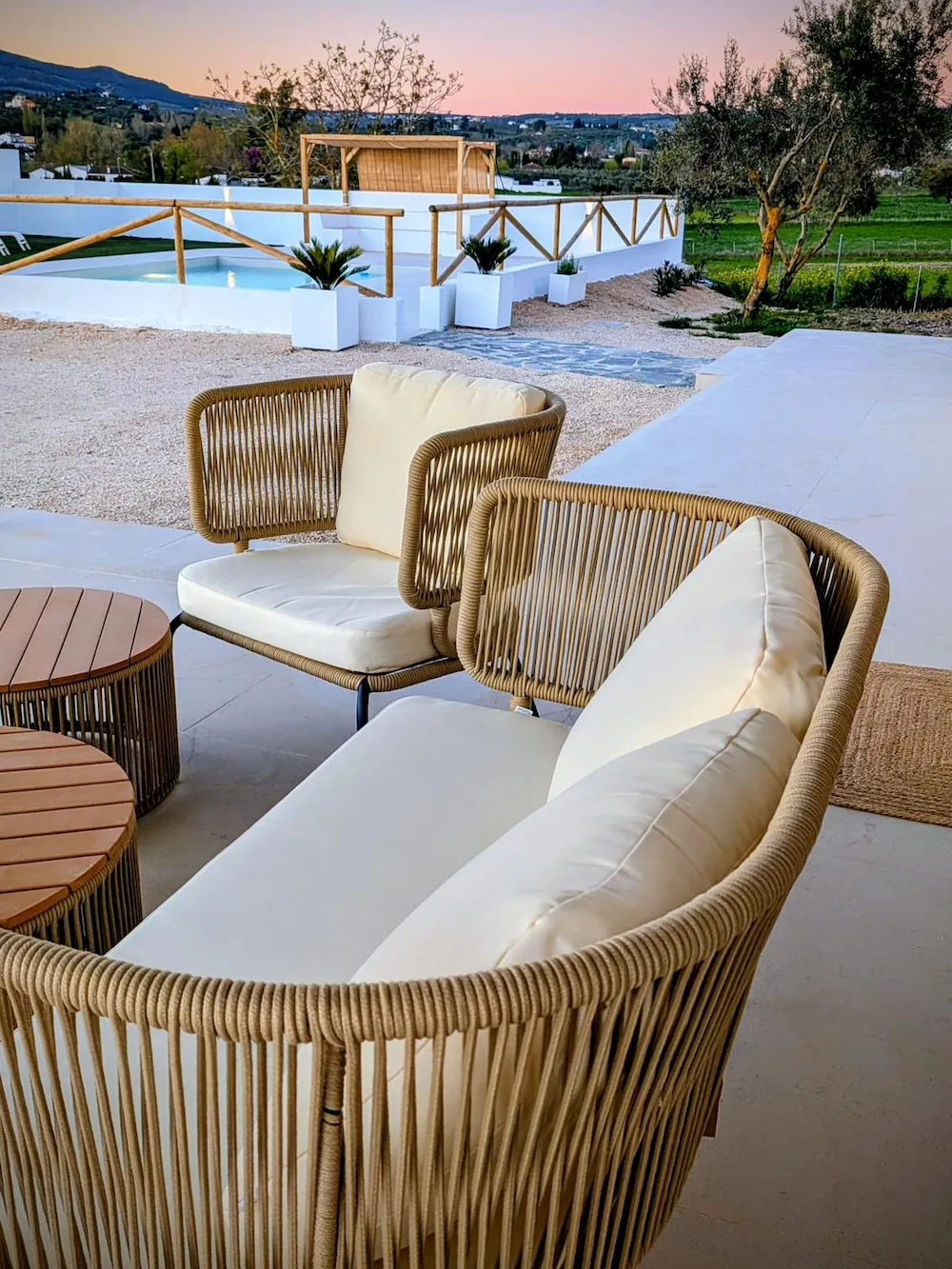 Zona chill out exterior con vistas